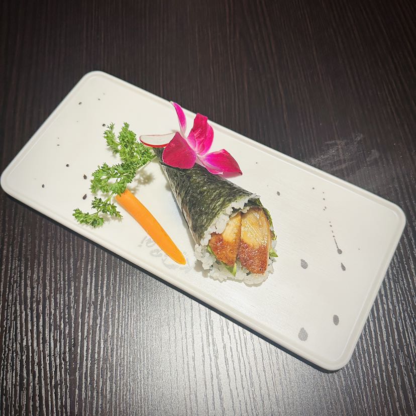 Eel Avocado Handroll
